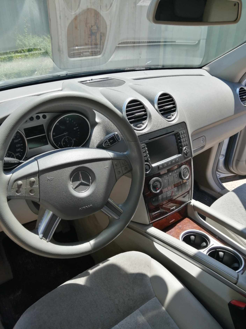 Mercedes-Benz 320, снимка 7 - Автомобили и джипове - 46090081