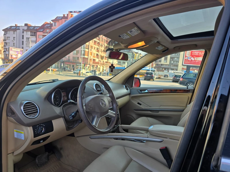 Mercedes-Benz ML 550, снимка 13 - Автомобили и джипове - 49026989