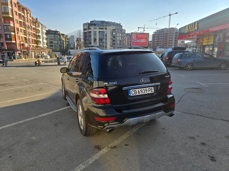 Mercedes-Benz ML 550, снимка 6 - Автомобили и джипове - 49026989