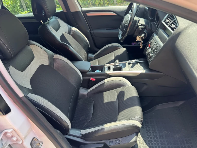 Citroen C4 1.6 HDI, снимка 9 - Автомобили и джипове - 50820865