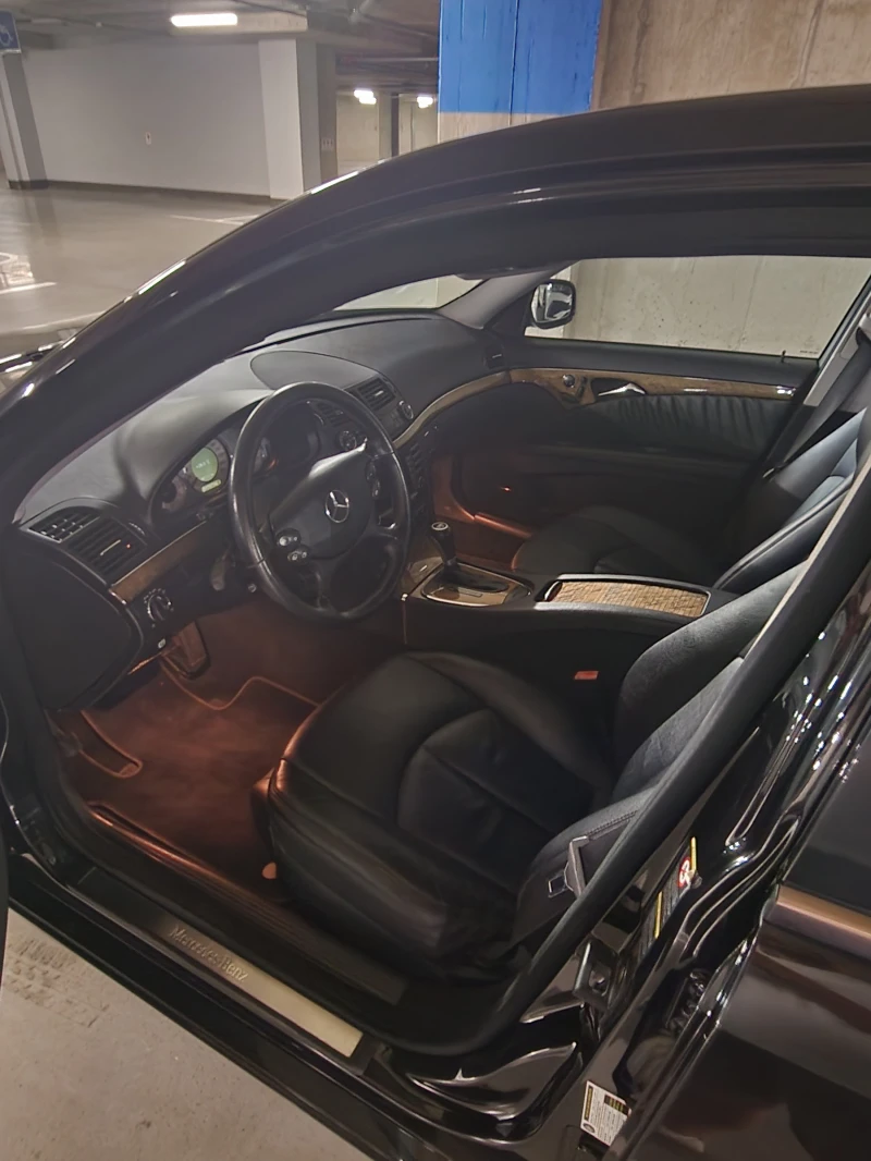 Mercedes-Benz E 350, снимка 14 - Автомобили и джипове - 52384705