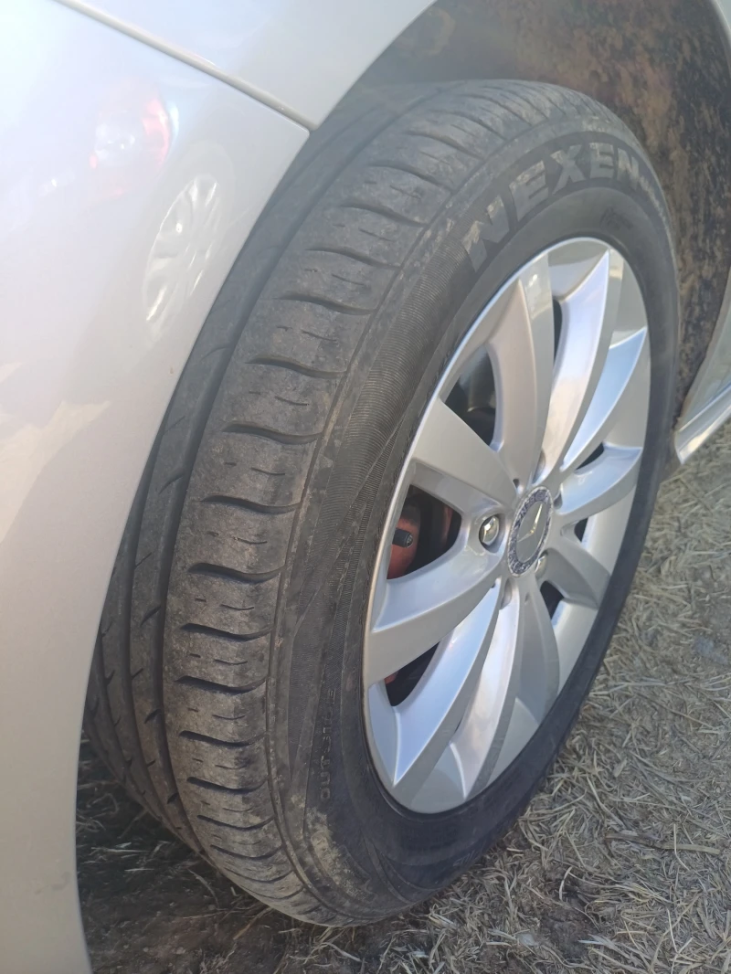 Mercedes-Benz 180, снимка 10 - Автомобили и джипове - 51810076