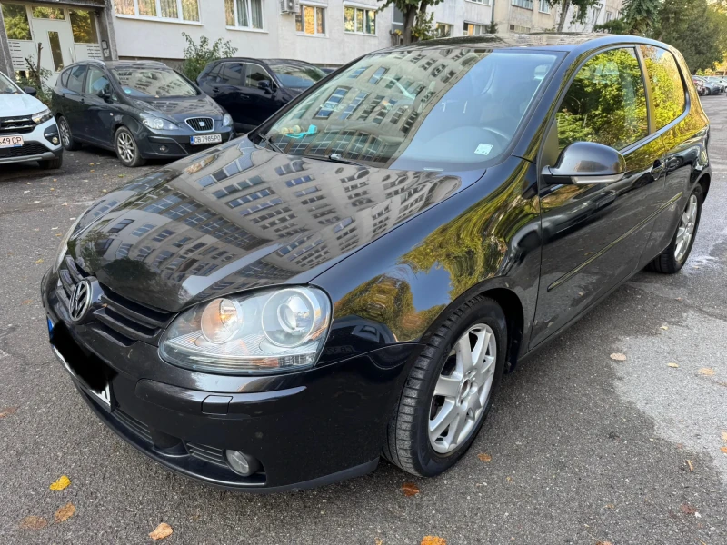 VW Golf 5, снимка 3 - Автомобили и джипове - 52428940