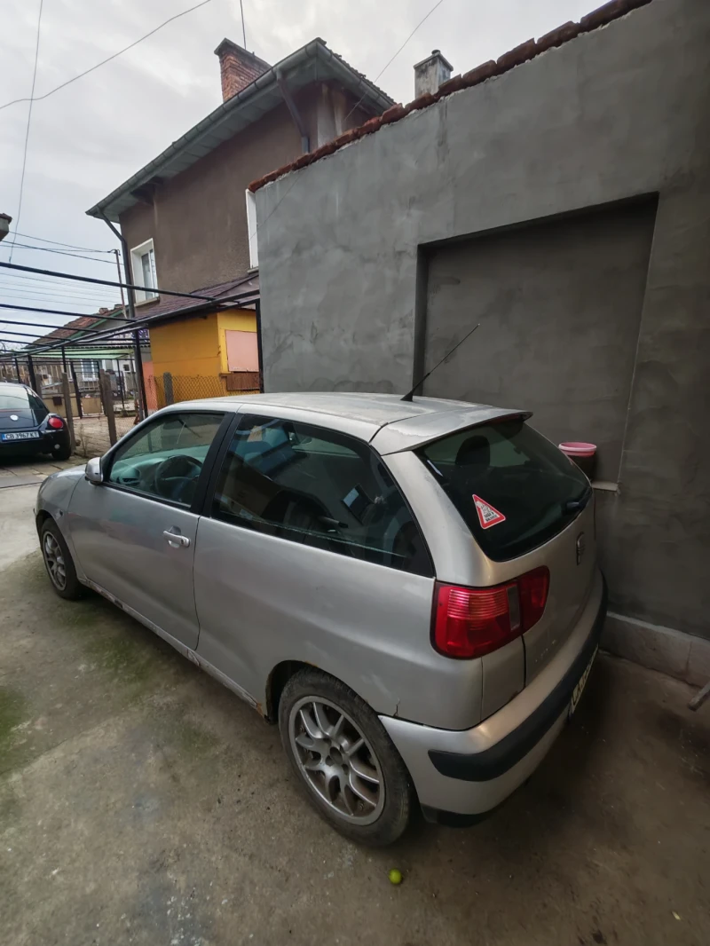 Seat Ibiza, снимка 6 - Автомобили и джипове - 52640776