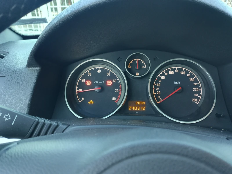 Opel Astra, снимка 9 - Автомобили и джипове - 52793287