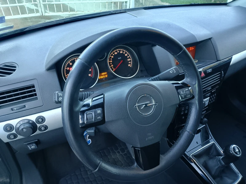 Opel Astra, снимка 6 - Автомобили и джипове - 52793287