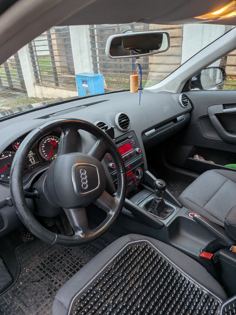 Audi A3 Sportback , снимка 5 - Автомобили и джипове - 52848660