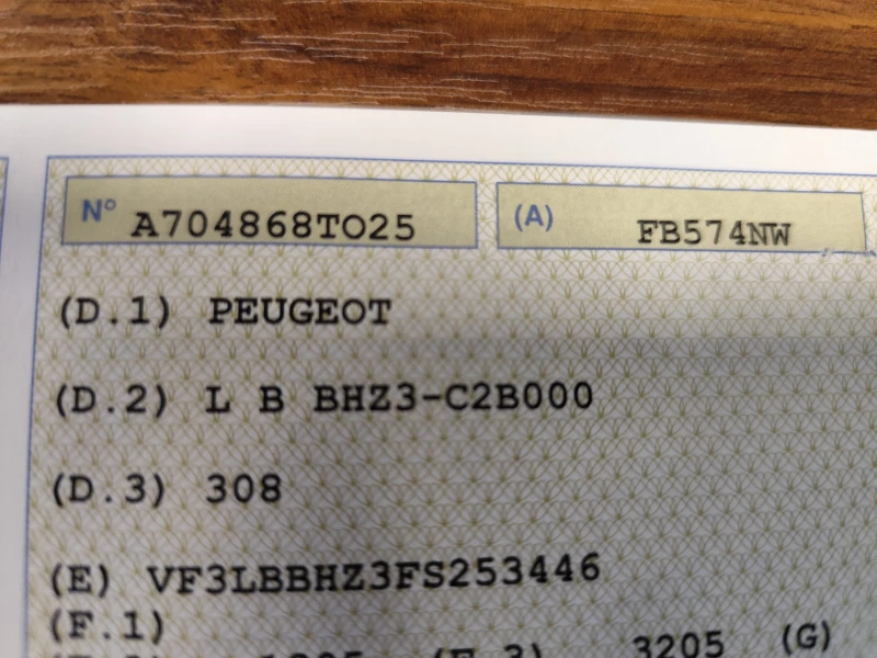 Peugeot 308 1.6HDi* EURO6B* LED* NAVI* , снимка 17 - Автомобили и джипове - 52882912