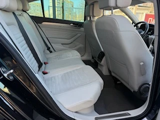 VW Passat R-Line, снимка 14 - Автомобили и джипове - 52885033