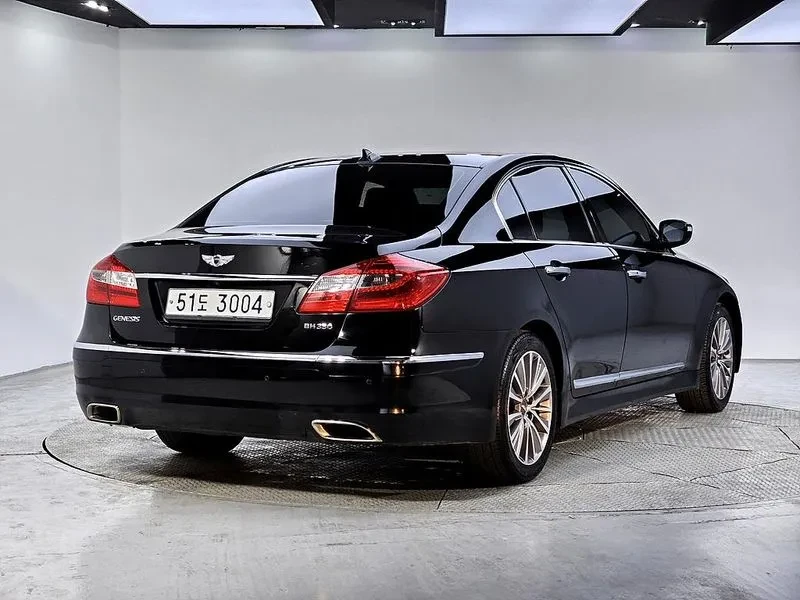 Hyundai Genesis 3.3, снимка 4 - Автомобили и джипове - 54615933