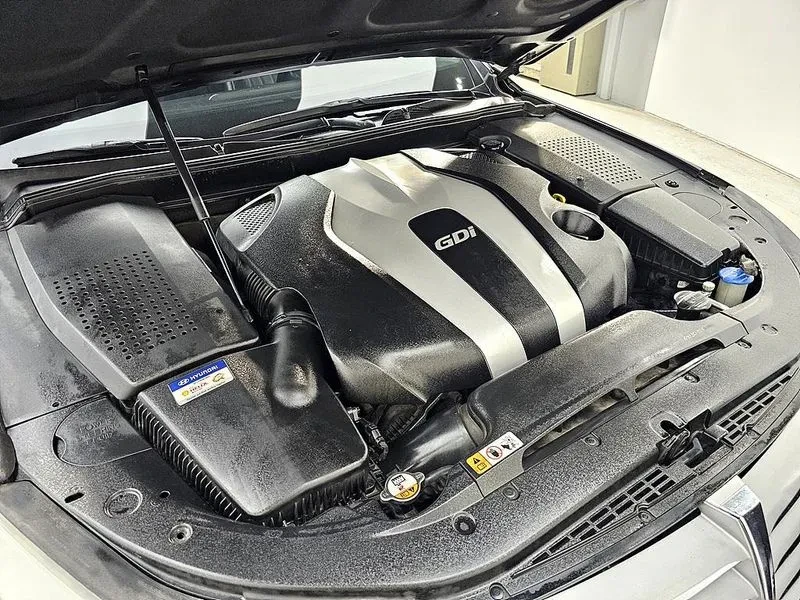 Hyundai Genesis 3.3, снимка 6 - Автомобили и джипове - 54615933