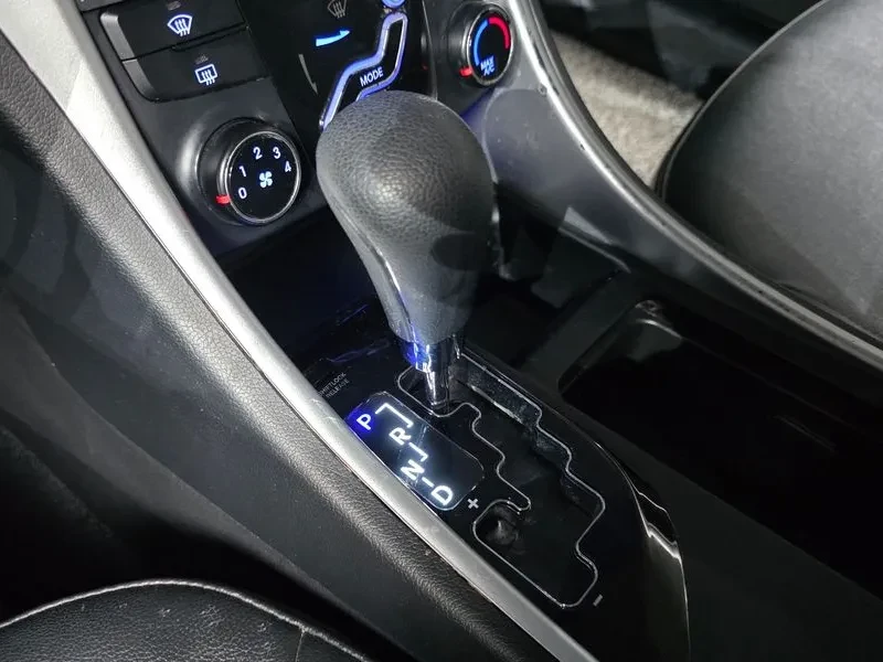 Hyundai Sonata LPG LUXURY, снимка 9 - Автомобили и джипове - 55726659
