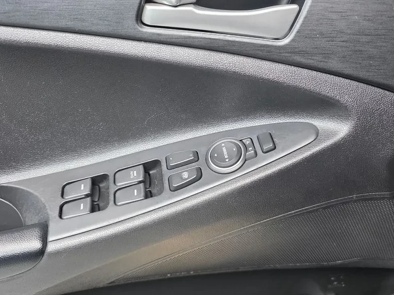 Hyundai Sonata LPG LUXURY, снимка 12 - Автомобили и джипове - 55726659
