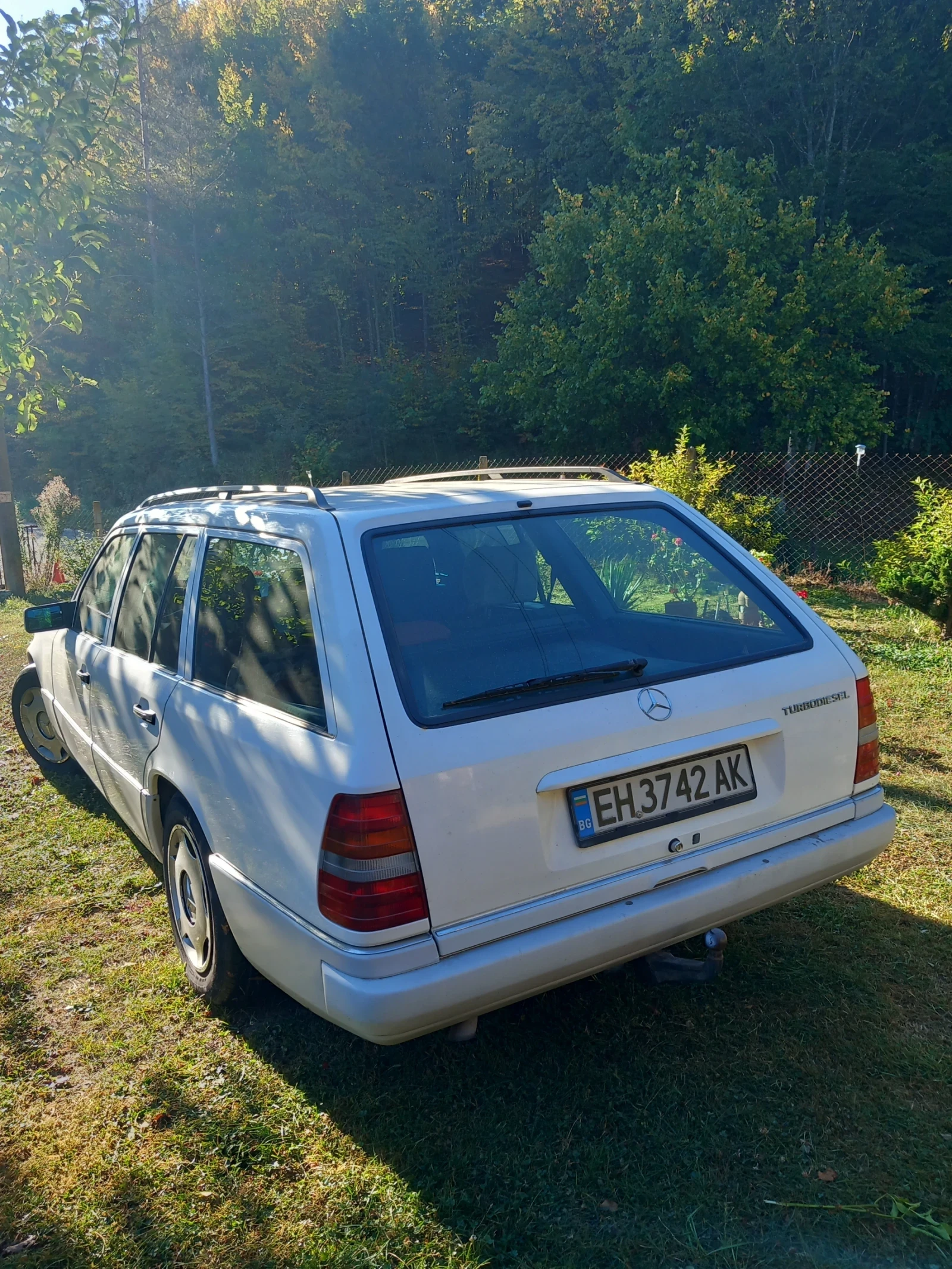 Mercedes-Benz 124 E300TD  - изображение 3