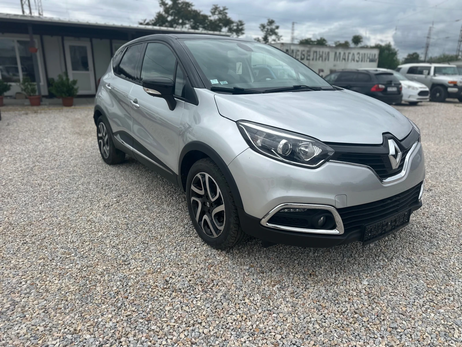 Renault Captur 1.5DCI AUTOMATIC - изображение 7