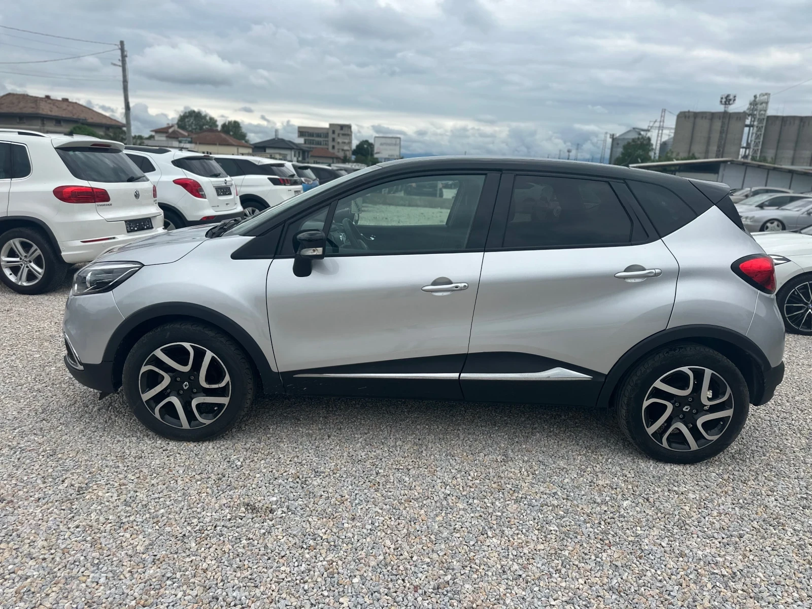 Renault Captur 1.5DCI AUTOMATIC - изображение 3