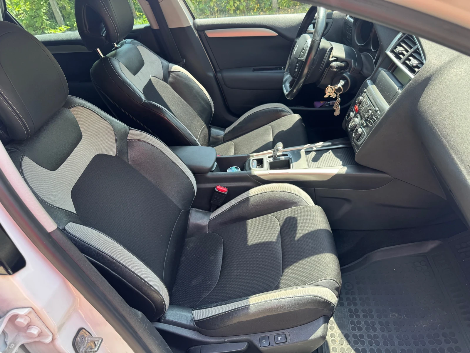 Citroen C4 1.6 HDI - изображение 9