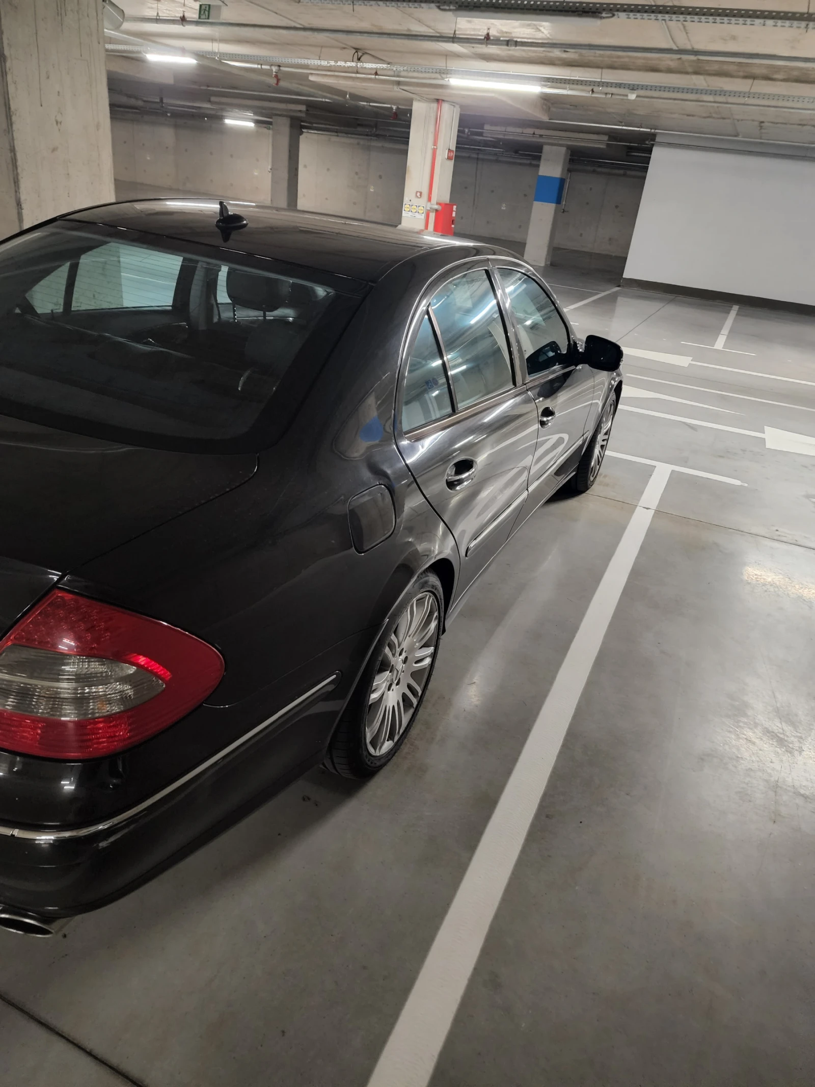 Mercedes-Benz E 350  - изображение 10
