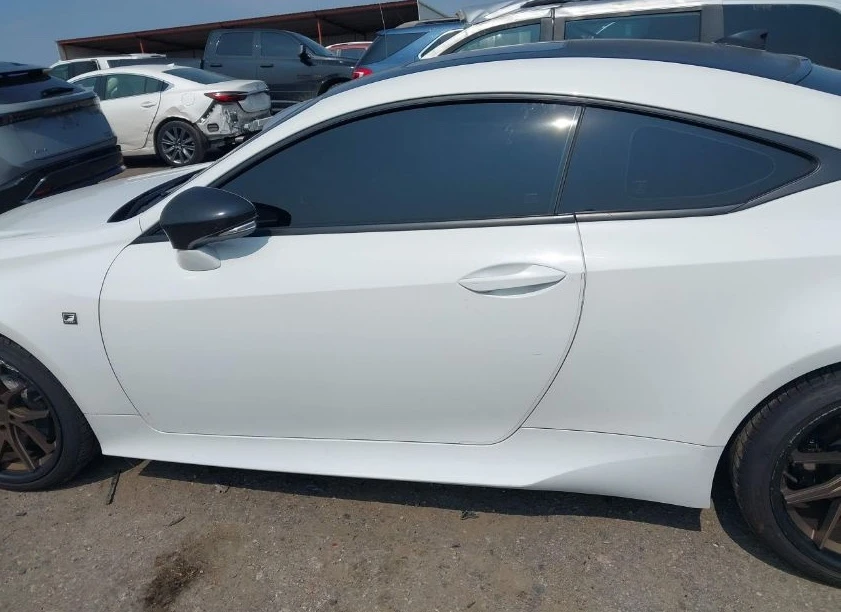 Lexus RC 200t  - изображение 5