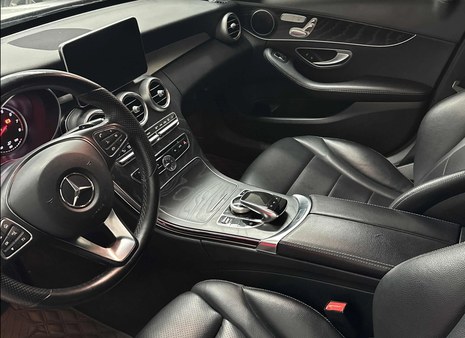 Mercedes-Benz C 300 AWD, 2.0L 4cyl | Mobile.bg   7