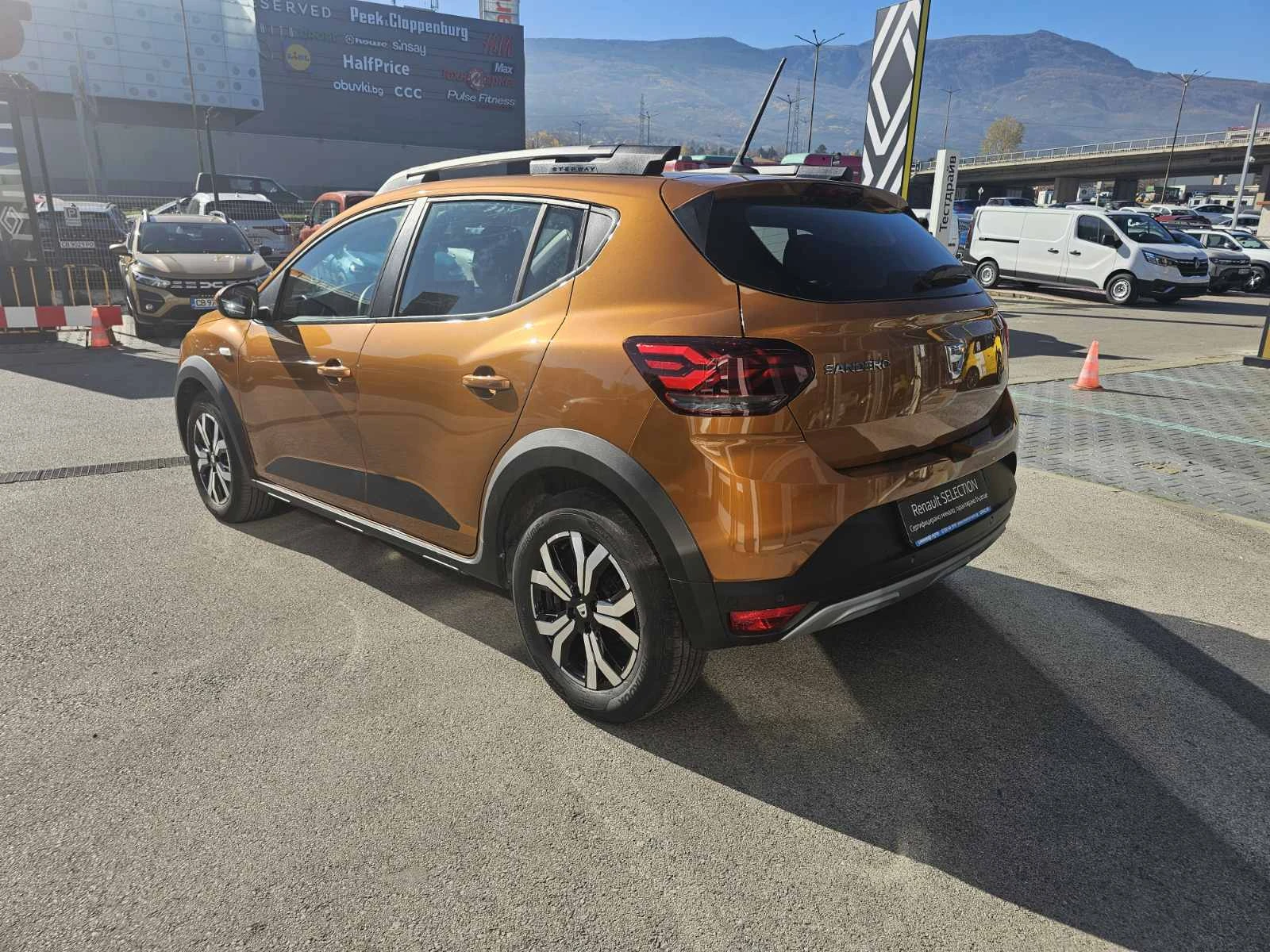 Dacia Sandero 1.0 TCe 90 EDC - изображение 4