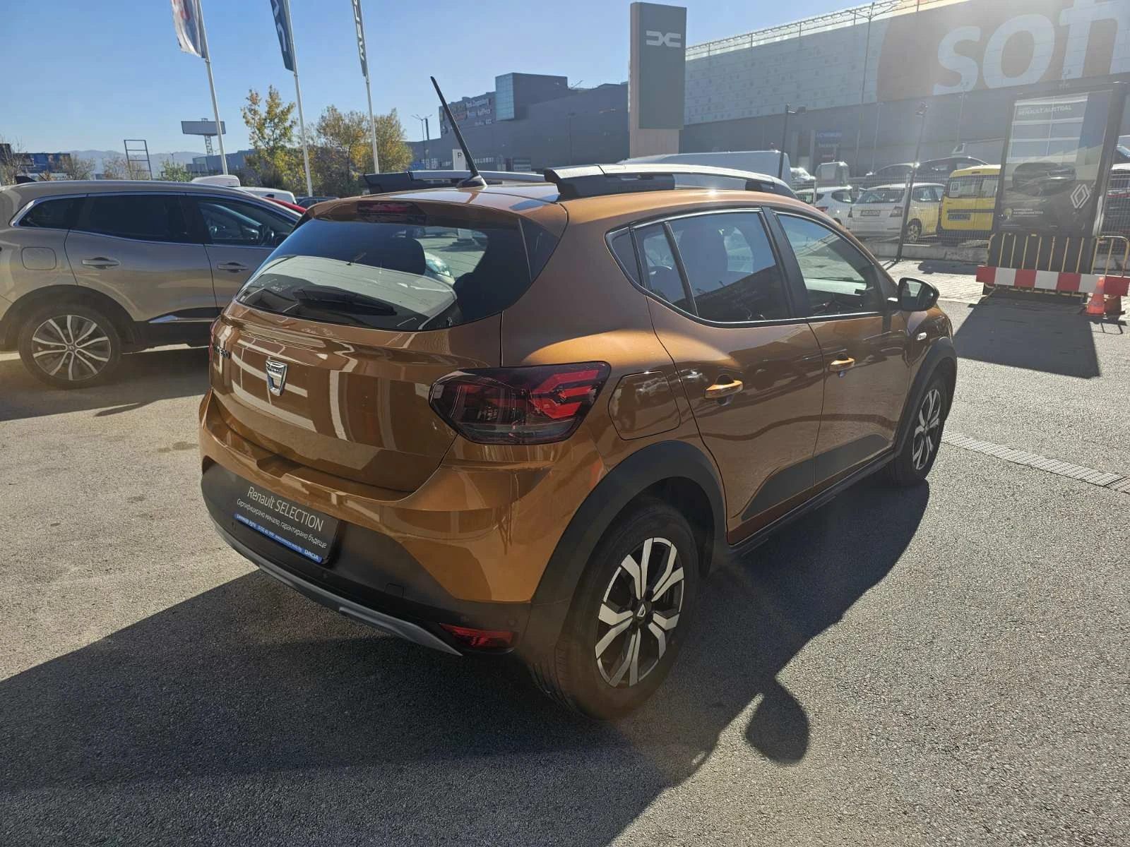 Dacia Sandero 1.0 TCe 90 EDC - изображение 5