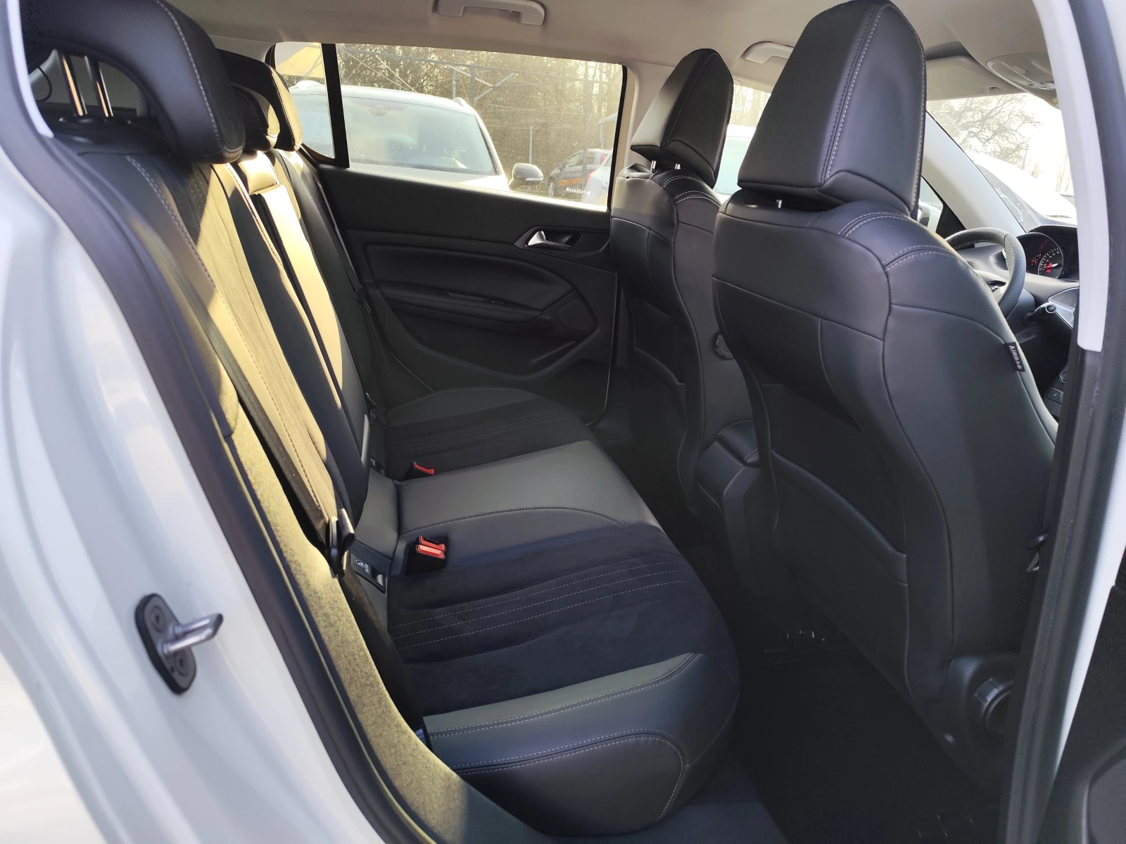 Peugeot 308 1.6HDi* EURO6B* LED* NAVI*  | Mobile.bg � ����������� 12