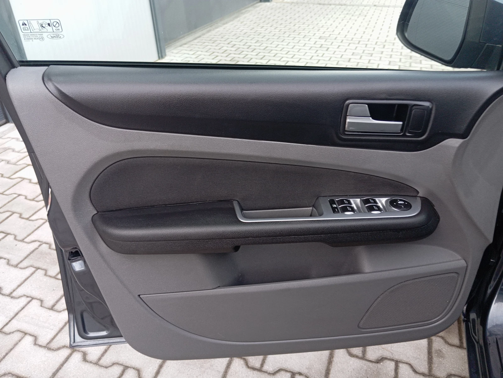 Ford Focus 1.6tdci ЛИЗИНГ  - изображение 8