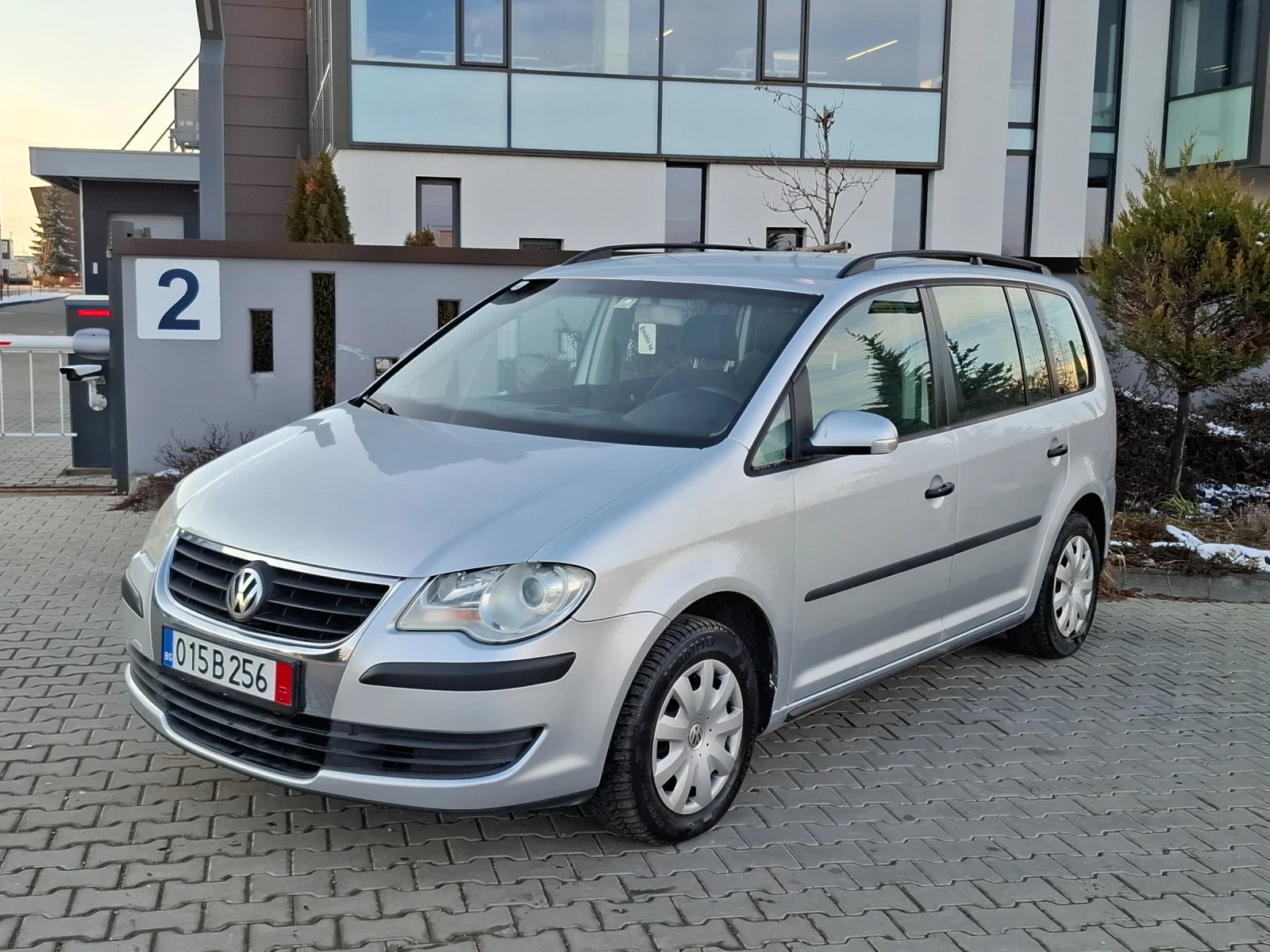VW Touran 1.9TDI* (105)* FACELIFT* HOB BHOC* *  | Mobile.bg � ����������� 4