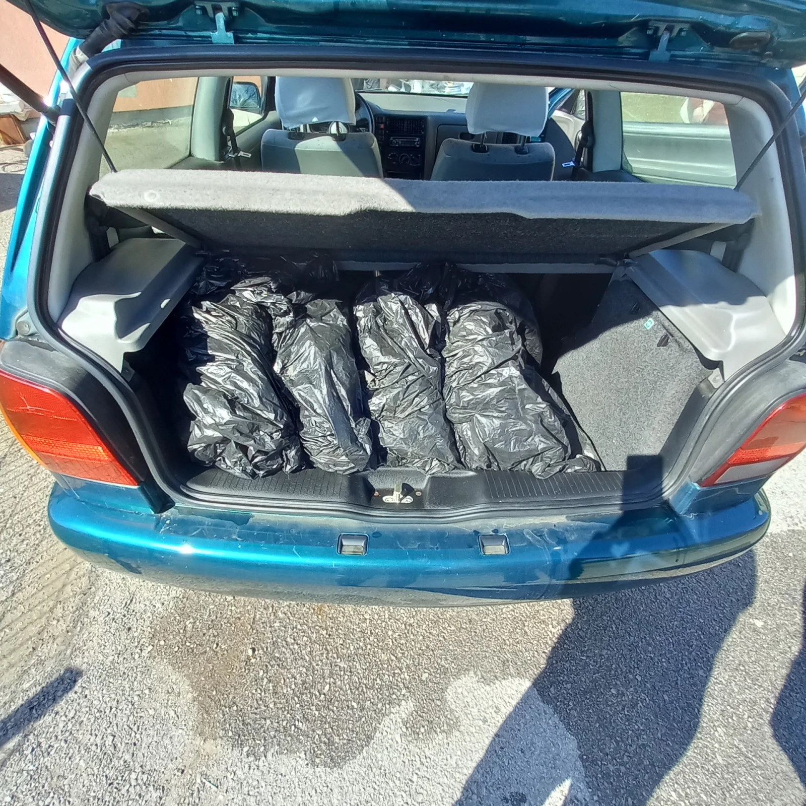 VW Polo MK 3, снимка 10 - Автомобили и джипове - 53850763