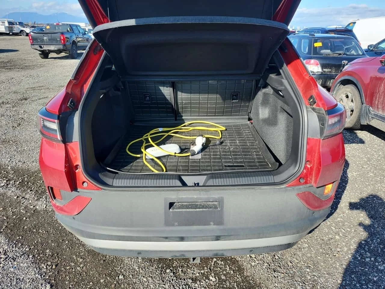 VW ID.4 PRO S| ОБДУХВАНЕ| ПАНОРАМА| 2 КЛЮЧА| , снимка 13 - Автомобили и джипове - 53997393