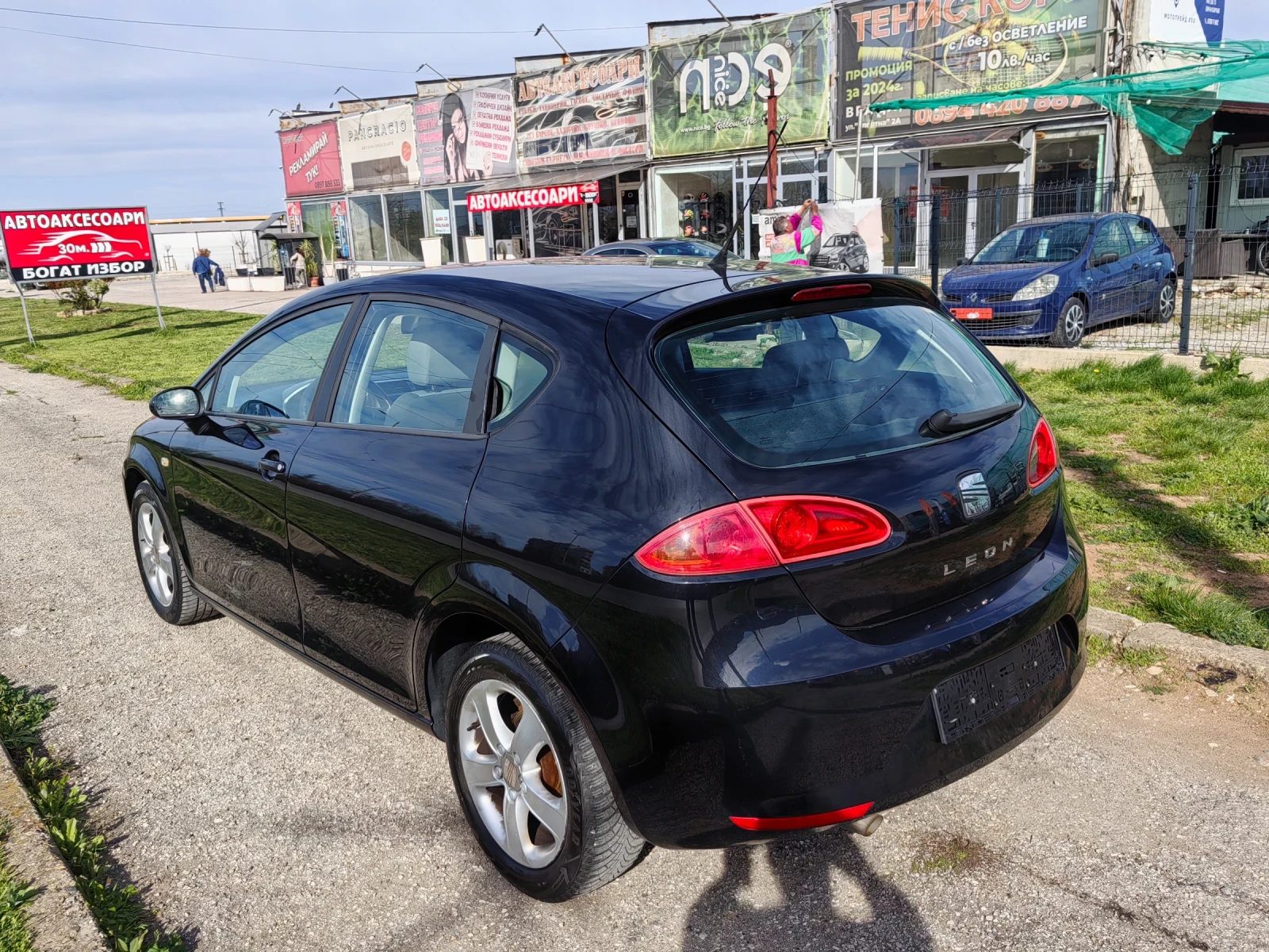 Seat Leon 1.9tdi 105ps, снимка 8 - Автомобили и джипове - 54136575