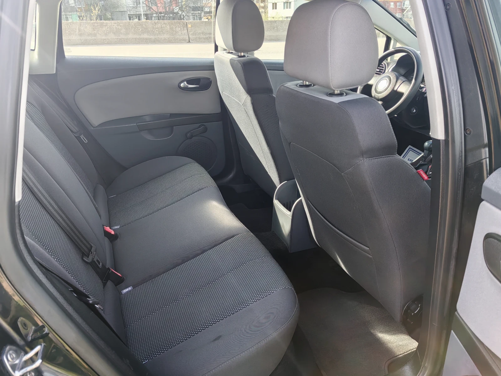 Seat Leon 1.9tdi 105ps, снимка 10 - Автомобили и джипове - 54136575