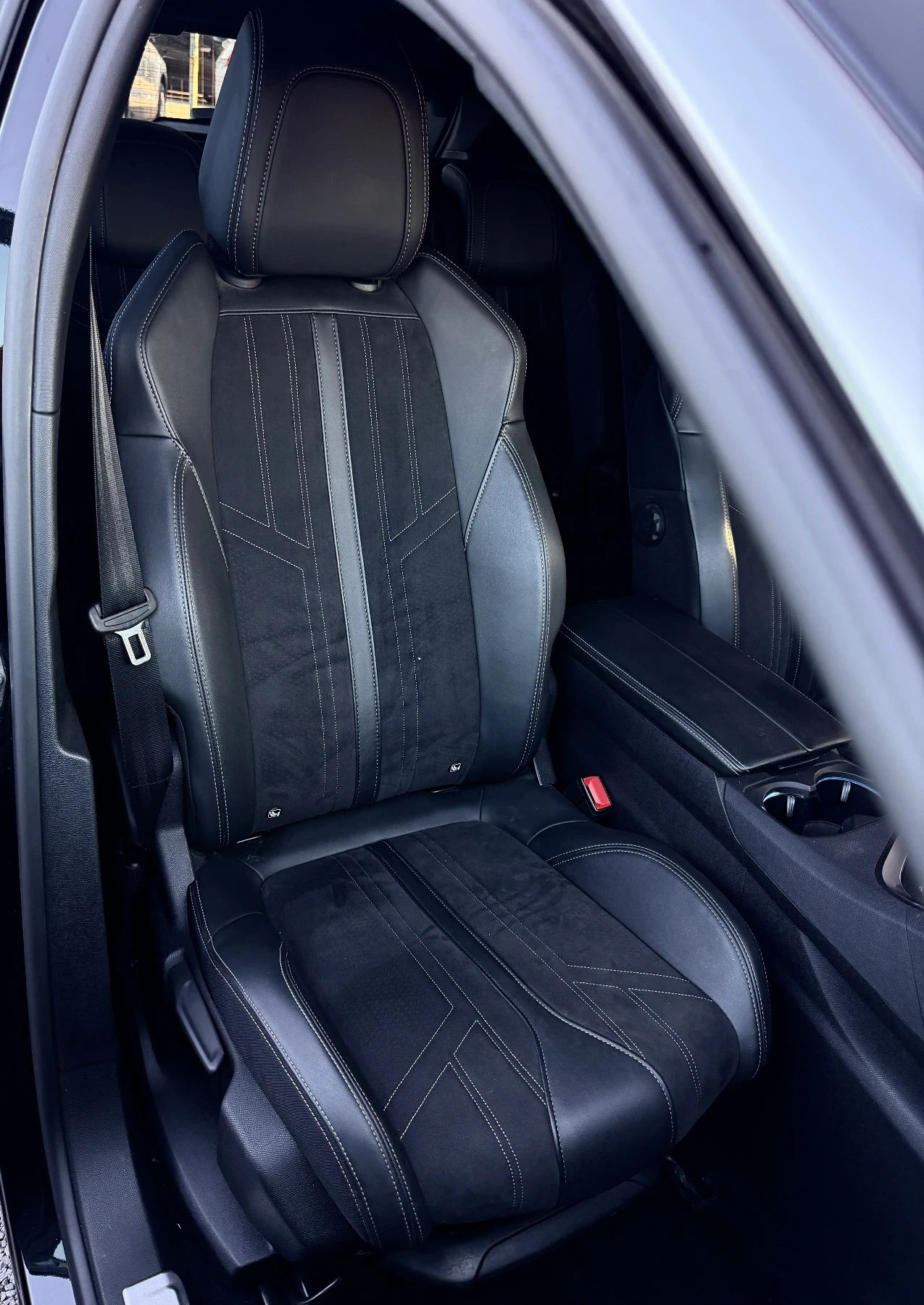 Peugeot 3008 GT Line / keyless , снимка 10 - Автомобили и джипове - 54157457