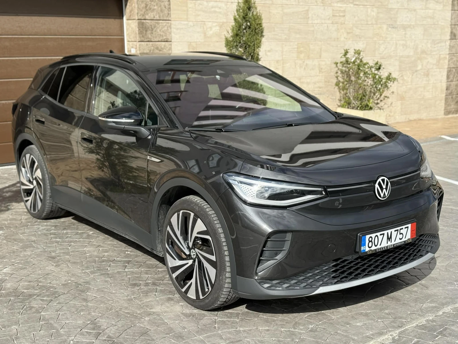 VW ID.4 1STMAX/82КWH/ТЕРМОПОМПА/PANORAMA/AMBIENT/HEAD-UP