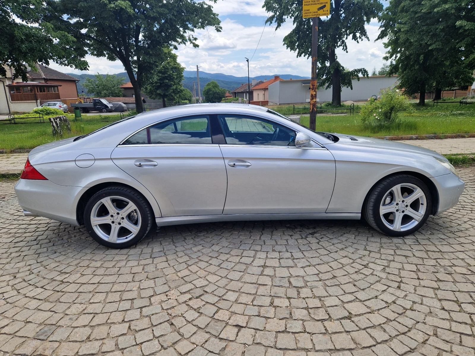 Mercedes-Benz CLS 500, снимка 3 - Автомобили и джипове - 54739660