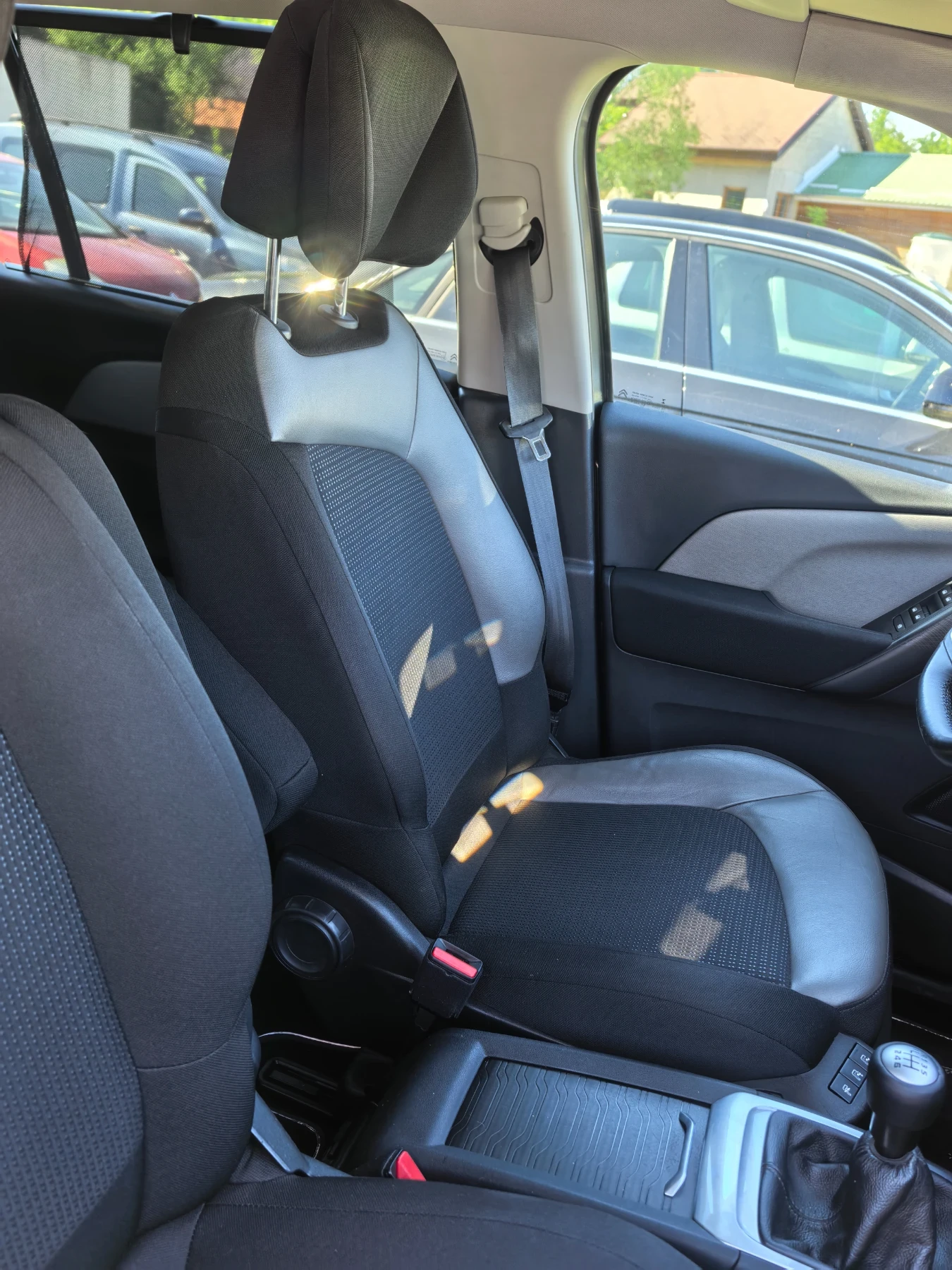 Citroen C4 Picasso GRAND 1.6hdi, снимка 17 - Автомобили и джипове - 54843922