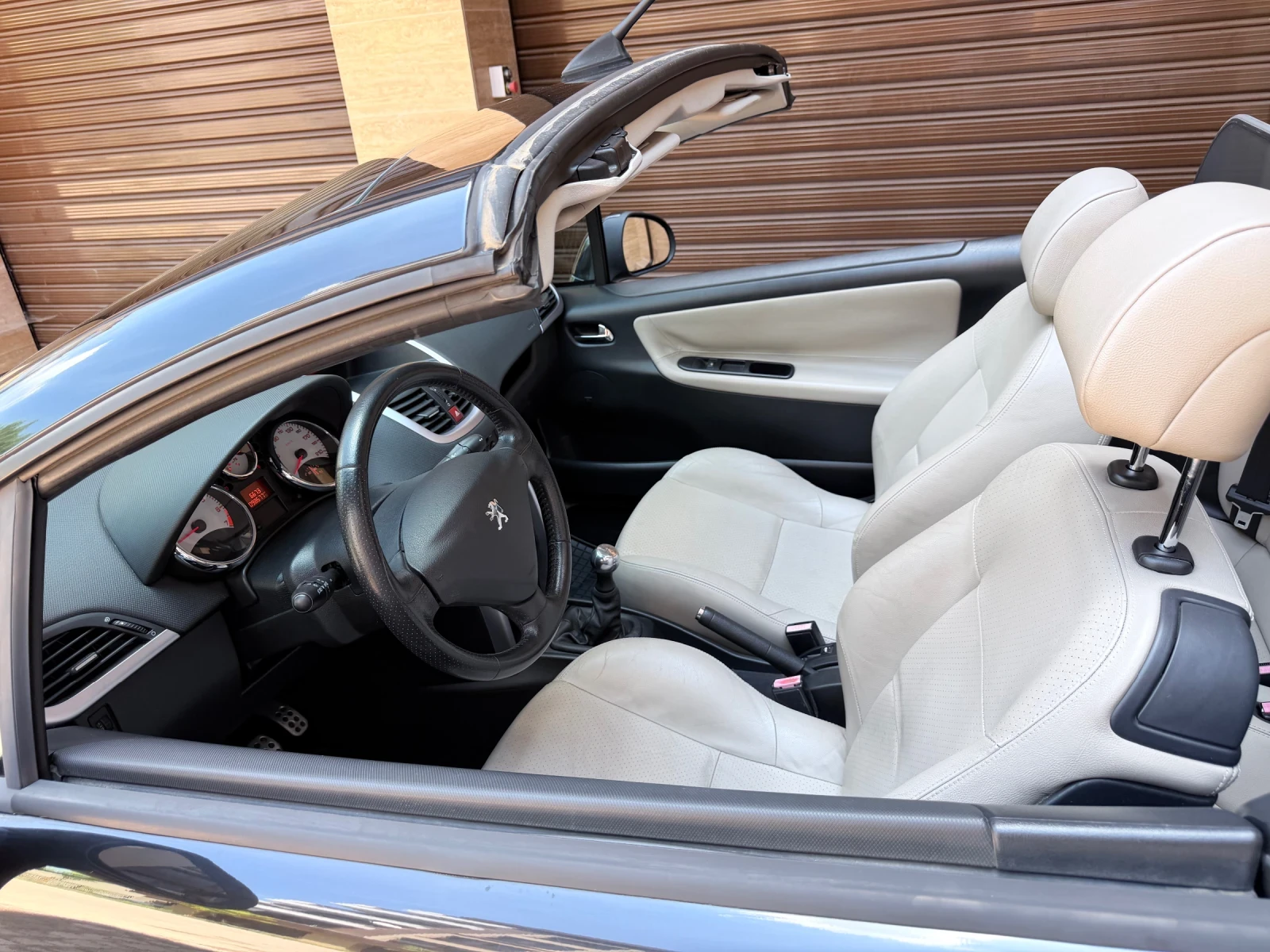 Peugeot 207 Реални километри първи собственик, снимка 8 - Автомобили и джипове - 54876777