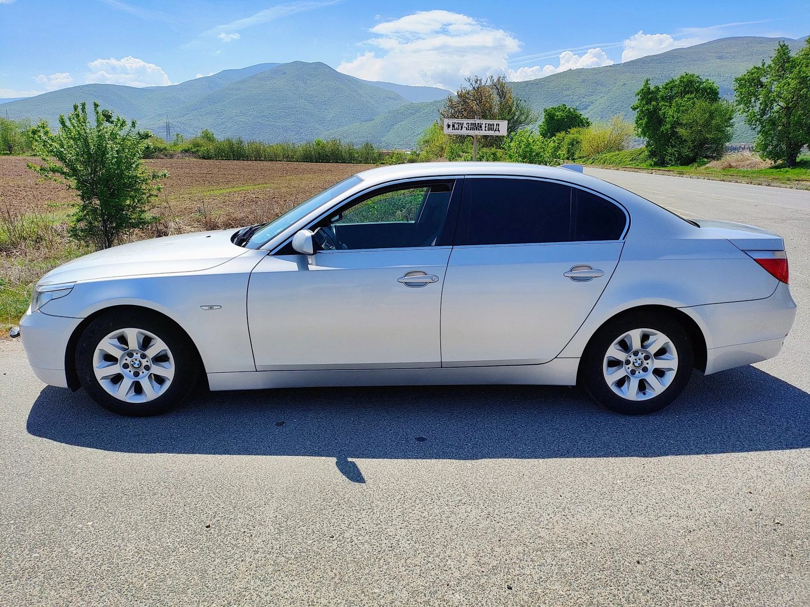 BMW 530, снимка 4 - Автомобили и джипове - 54898979