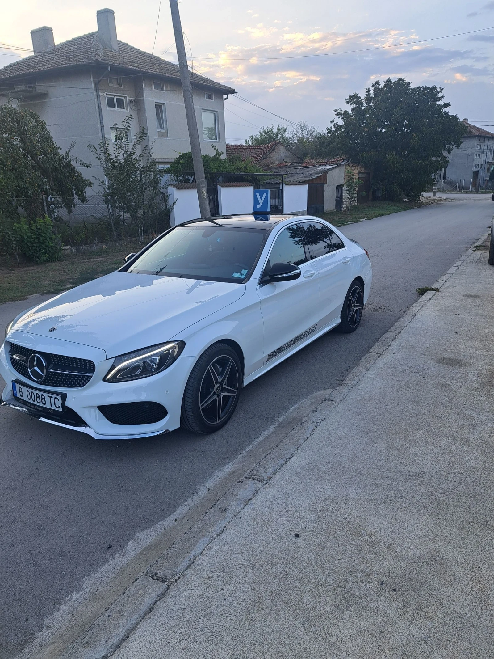 Mercedes-Benz C 200, снимка 5 - Автомобили и джипове - 55434492