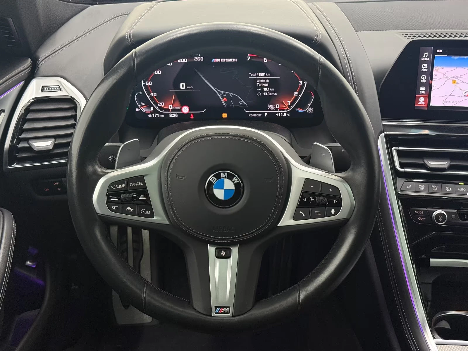 BMW 850 xDRIVE/530HP/GRAN COUPE/V8/360/PANO/MEMO/HUD/737z, снимка 8 - Автомобили и джипове - 55655299