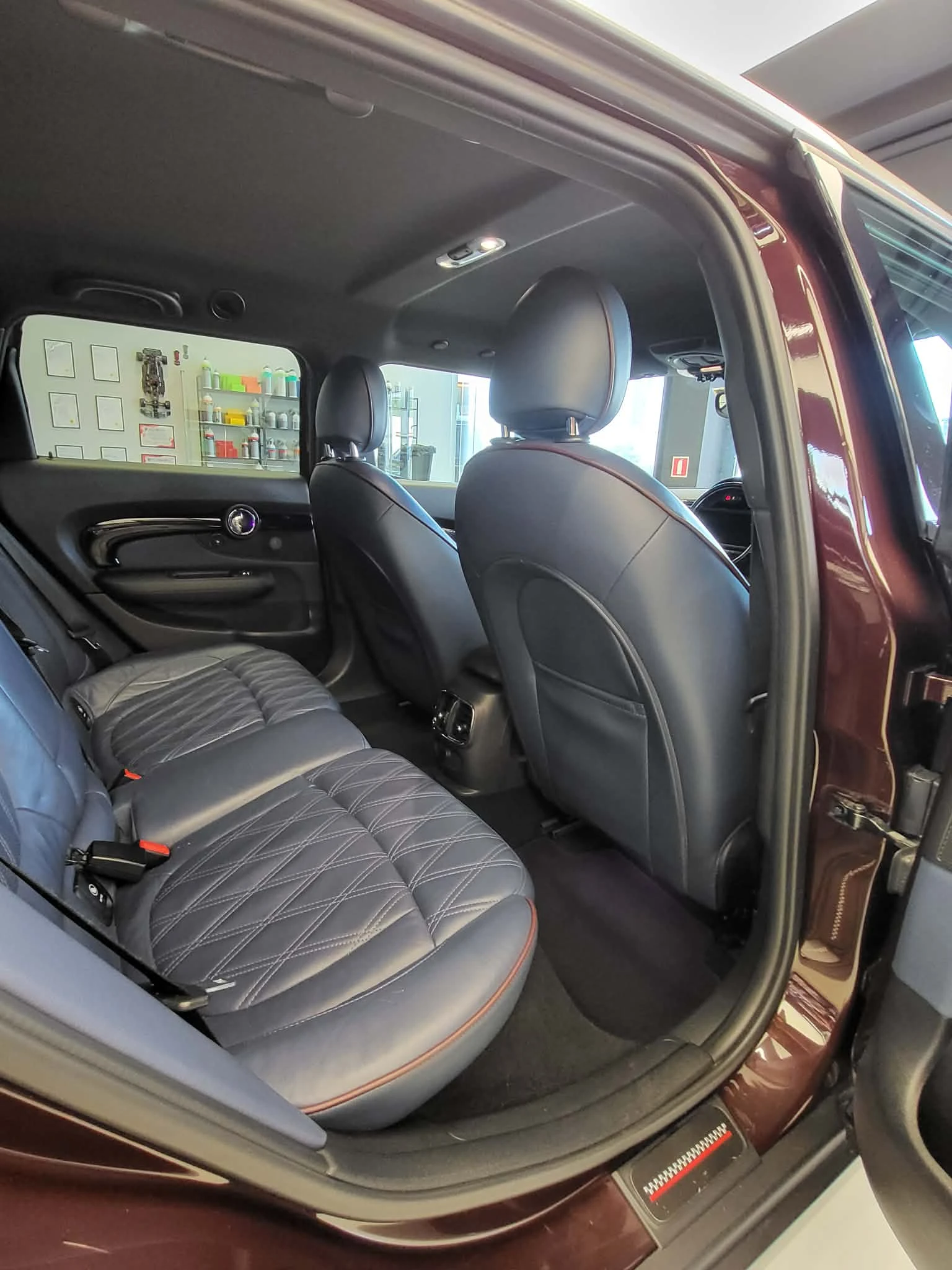 Mini Clubman S ALL4, снимка 11 - Автомобили и джипове - 55808143