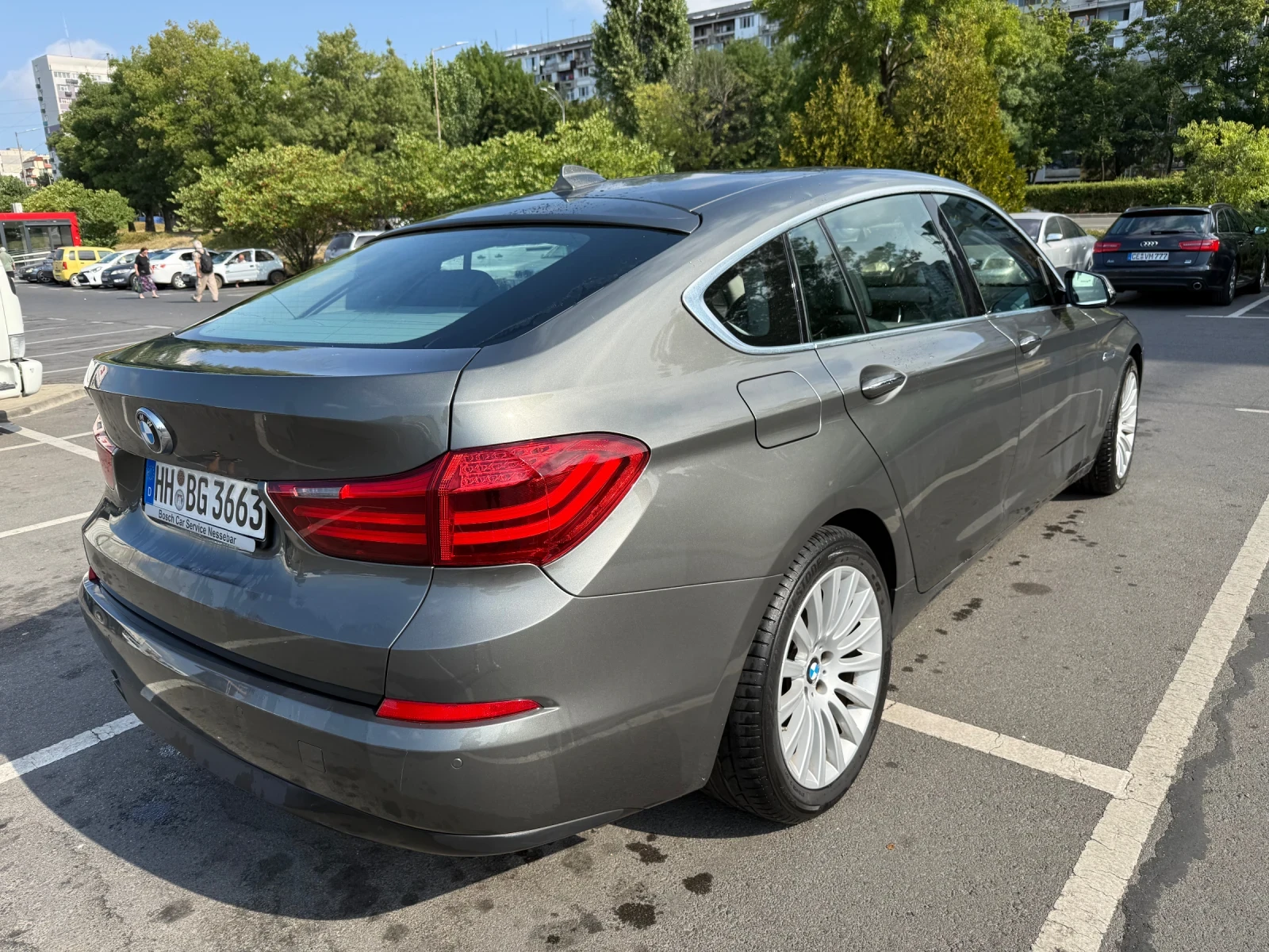 BMW 5 Gran Turismo, снимка 10 - Автомобили и джипове - 55826245