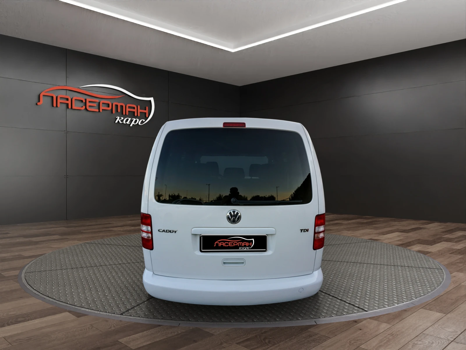 VW Caddy 1.6TDI TRENDLINE DSG, снимка 6 - Автомобили и джипове - 56007923