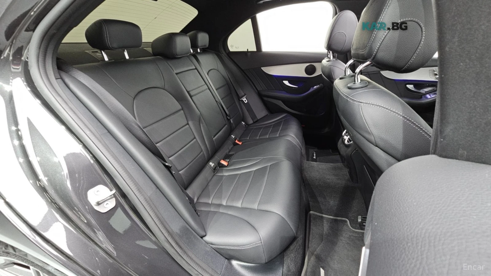 Mercedes-Benz C 200 AMG* КОЖА* ПОДГРЕВ* НАВИ* ПАНО* КАМЕРА, снимка 9 - Автомобили и джипове - 56243709