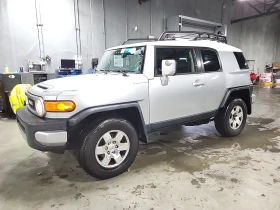 Toyota Fj cruiser 4x4 КРАЙНА ЦЕНА, снимка 2