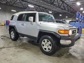 Toyota Fj cruiser 4x4 КРАЙНА ЦЕНА, снимка 3