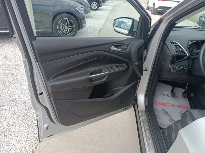 Ford Kuga 1, 6 BENZIN, снимка 13 - Автомобили и джипове - 48352025