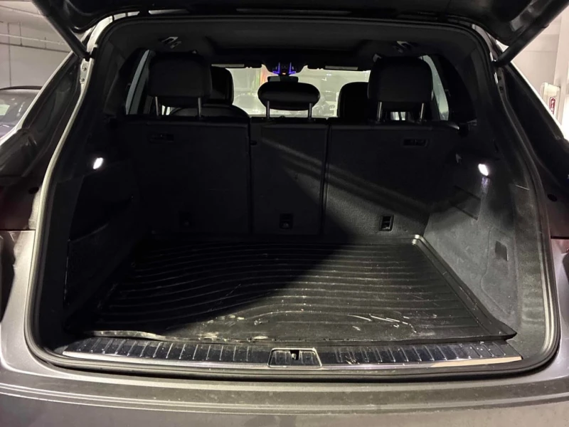 Porsche Cayenne * AWD * ОБДУХВАНЕ* ПАНОРАМА* 360 КАМЕРИ* , снимка 13 - Автомобили и джипове - 53398310