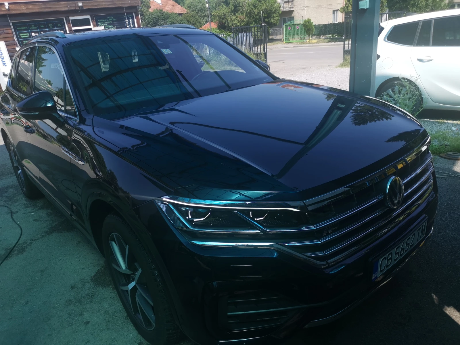 VW Touareg 3.0TDI R-LINE - [1] 